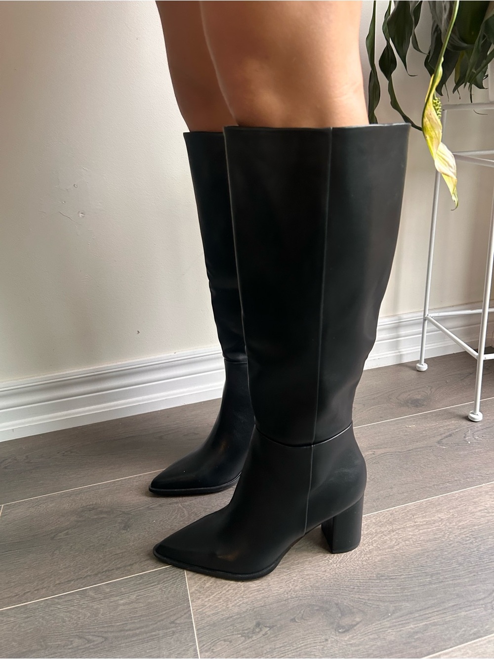 Black Faux Leather Knee High Pointed Toe Block Heel Boots Size 7 NWOT - Picture 3 of 16